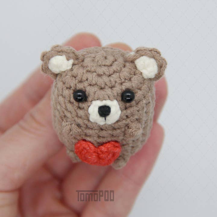 TOMOPOD LLC - Wholesale Decorative Tabletop Object - Crochet Bear, Cute Little Buddy Office Desk Decor Gift Toy