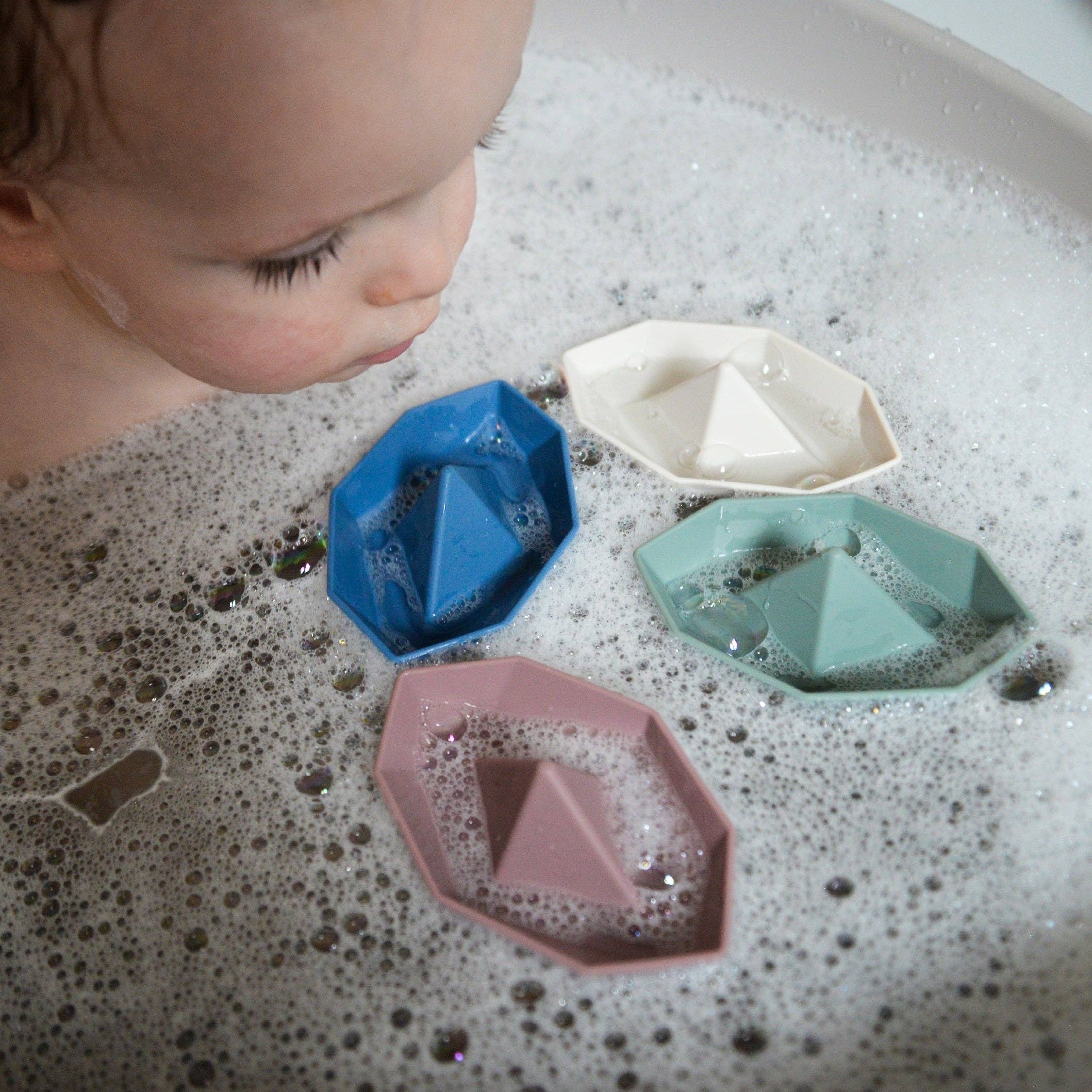 Nattou & Shnuggle by M4A - Wholesale Bath Toy - Baby - Shnuggle Stack and Sail Bath Boat Toys11