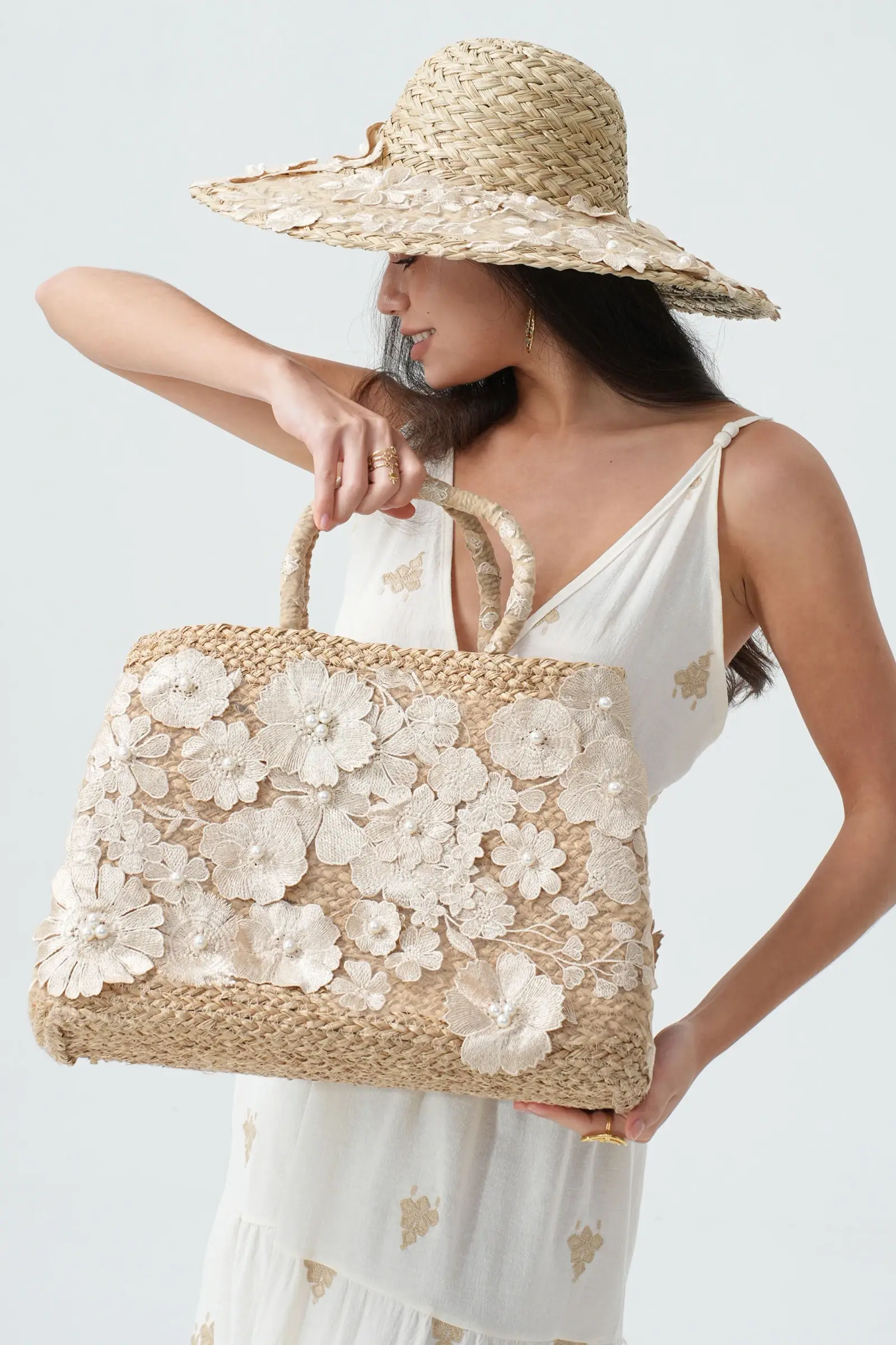PHANIE MODE - Wholesale Beach Bag - Straw Tote Bag With Floral Lace And Pearls BA153512