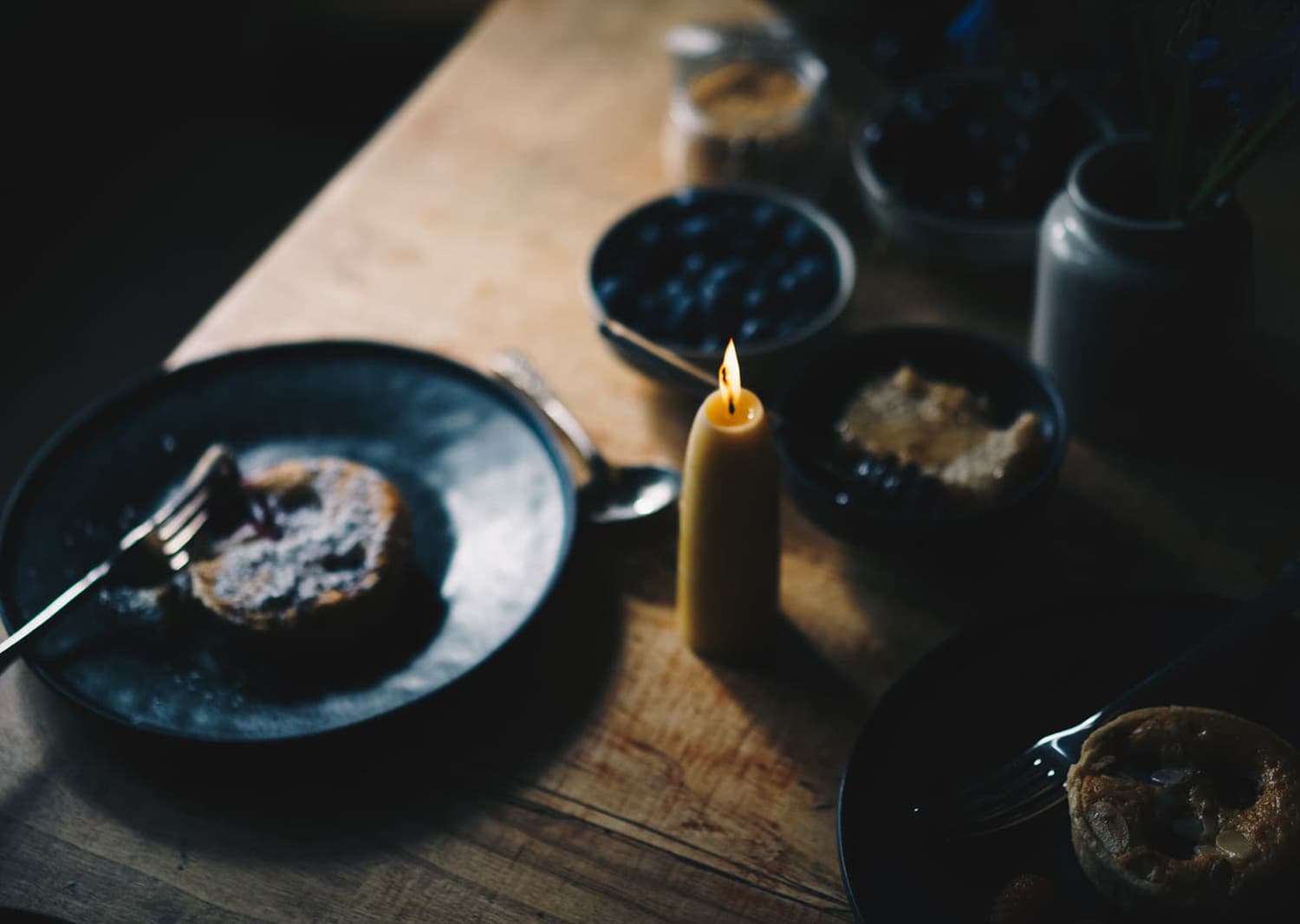 Skär Organics - Vendita all'ingrosso Candele cilindriche/candelieri - Candela Corta a Taper di Cera d’Api Biologica (Grande) [Scatola]4