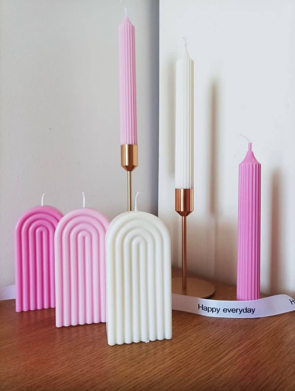 Antwerp Luxury candle supplies – wholesale Craft supplies – Flamingo Pink soluble dye to colour candles