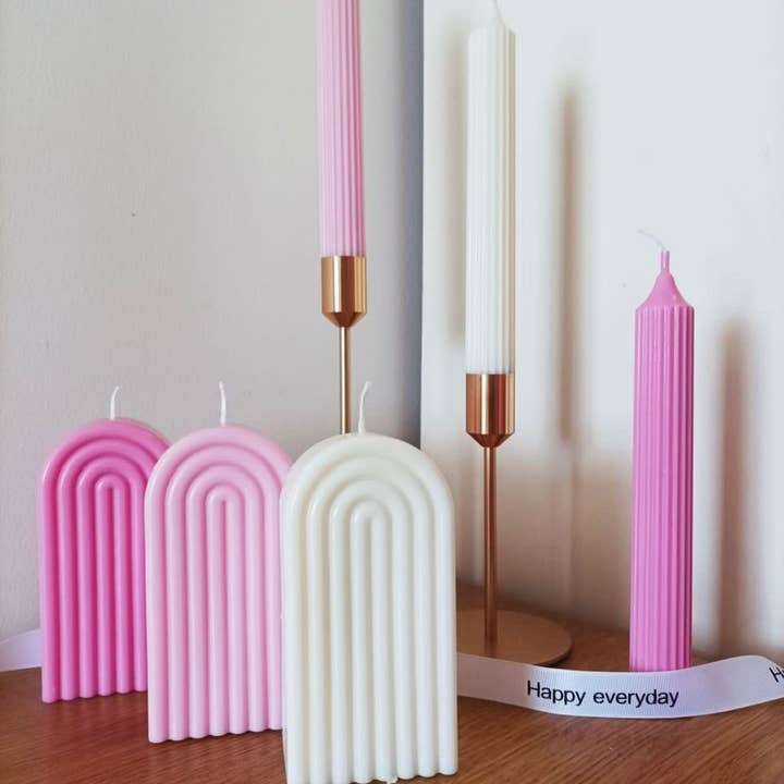 Antwerp Luxury candle supplies – wholesale Craft supplies – Flamingo Pink soluble dye to colour candles0