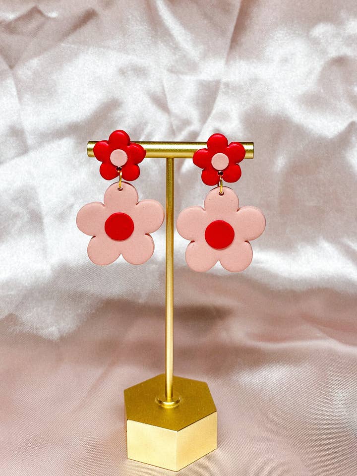 V-Day Daisies for wholesale by Floreciste