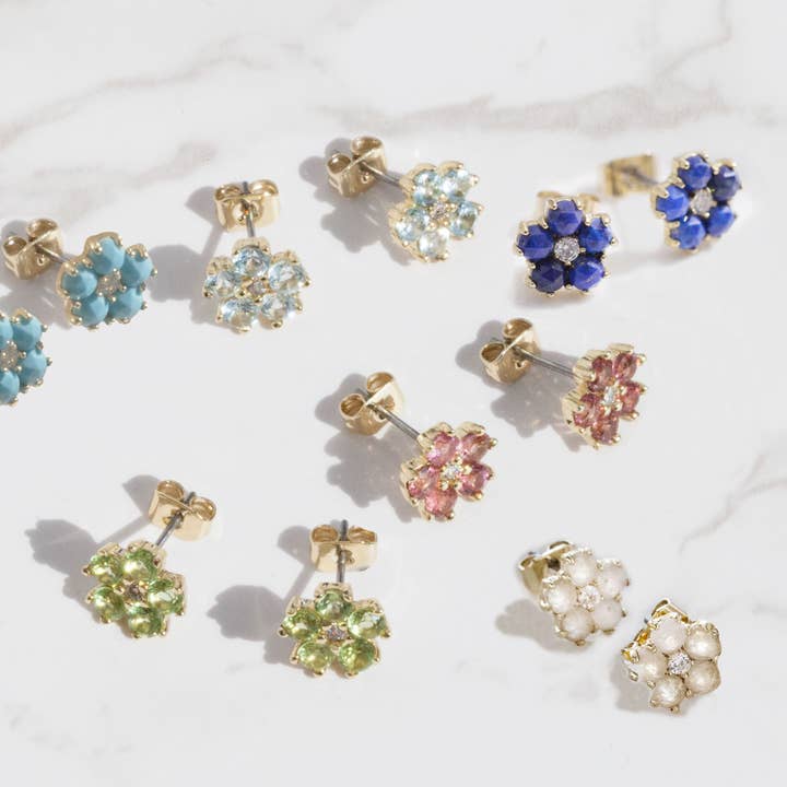 Assortimento di Orecchini a Fiore Primaverile per la vendita all'ingrosso da parte di Heilo Jewelry