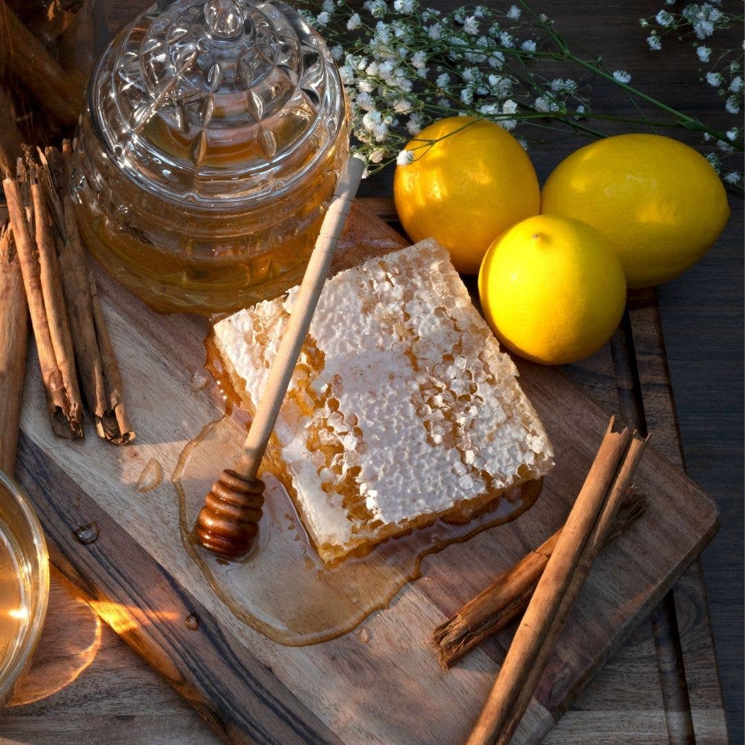 Fantozzi Honey Company - Wholesale Honey - Raw Sage Honeycomb  – Natural Raw Honey Gift, 12.3 oz5