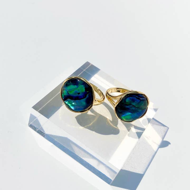 Factor Stories - Wholesale Cocktail/Statement Ring - Abalone Shell Ring4