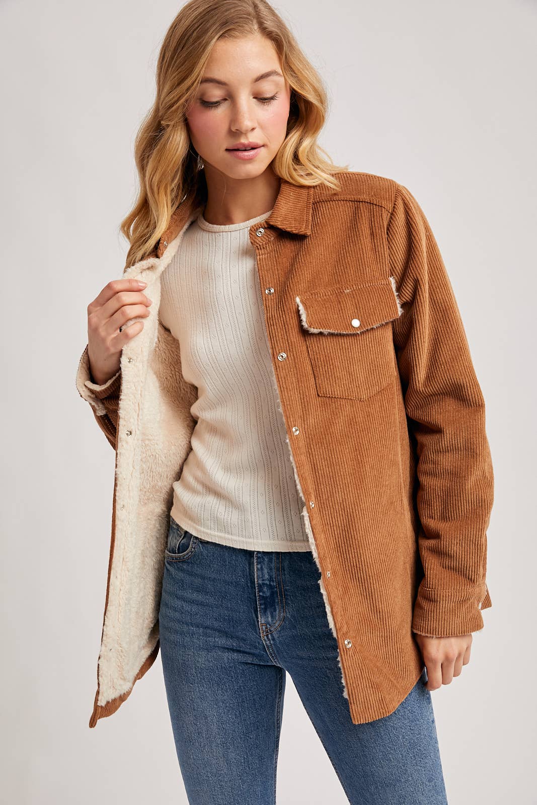 Bluivy - Wholesale Jacket - Women's - CORDUROY SHERPA-LINED JACKET1