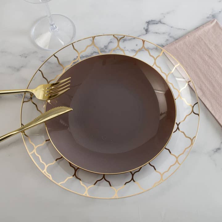 Luxe Party - Wholesale Disposable plate - Round Truffle • Gold Plastic Plates | 10 Pack3