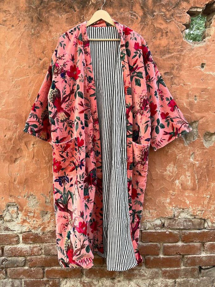 bhavnas boutique – wholesale Morgonrock - Dam – Indiska fågeltryckta lyxiga sammetsrockar Unisex Kimono3