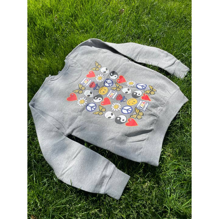 Sara Lutz Art - Wholesale Sweatshirt - Unisex - Daisy Patch Embroidered Sweatshirt12