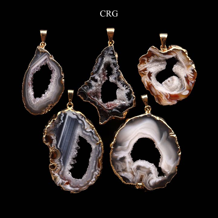 Juego de 4 unidades: colgante Oco Geode Slice con chapado en oro, de 1 a 2 pulgadas de ancho para venta al por mayor de Crystal River Gems LLC