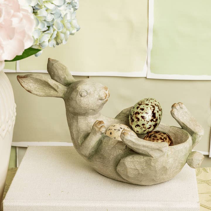 Coelho com Vaso de Barriga para Cima (Pk/02) | Decoração de Primavera por atacado de Audrey's Home & Gift