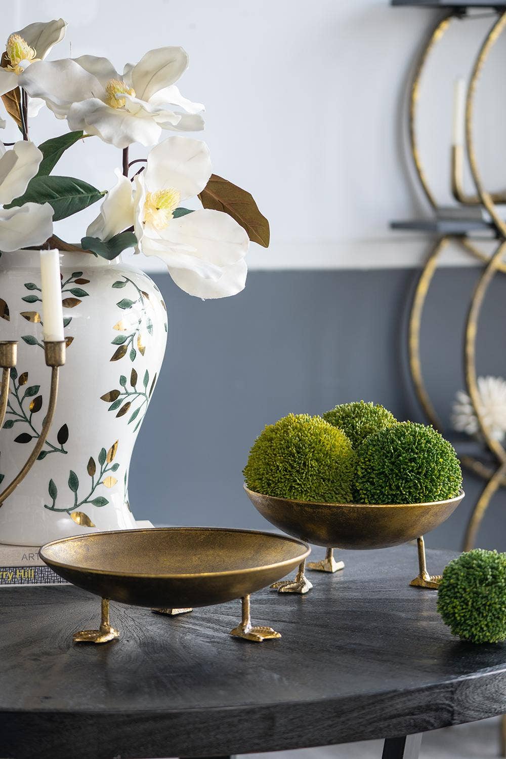 A&B Home Group Inc. - Wholesale Decorative Tray - S/2 D12x3" Gold Iron Accent Trays with Duck Feet2