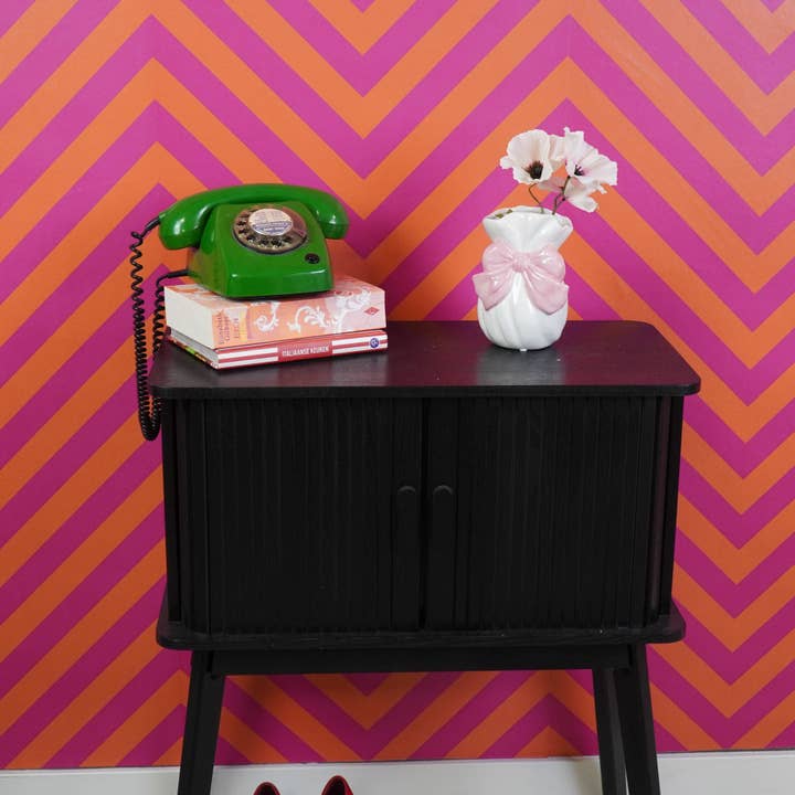 Housevitamin bv - Wholesale Vase - Vase - Bow - Dolomite - White/ Pink - 11x10x16cm1