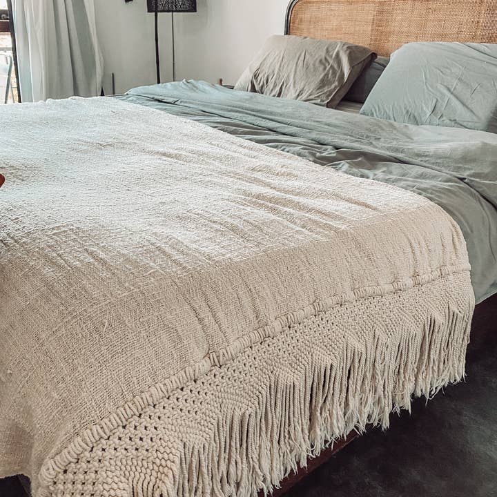 Kayu Living Bali - Wholesale Bedding Blanket - Macrame bed cover