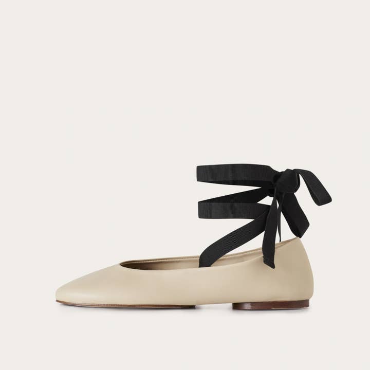 Dama Ballerina, beige and other Purchase Wholesale blusas para dama. Free Returns & Net 60 Terms on Faire trending on Faire.