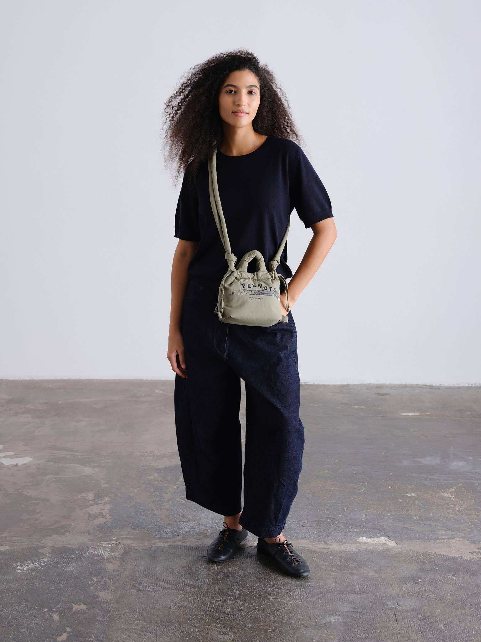 Ölend Backpacks - Wholesale Crossbody Bag - Women's - Micro Ona Soft Bag133