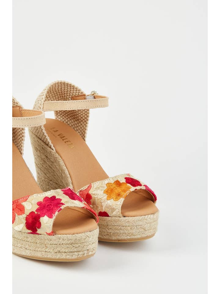 La Valeta Espadrilles-Ibera Factory Shoes slu - Venta al por mayor Zapatillas urbanas - Mujer - Camelia Peep Toe | Cuñas Bordadas5