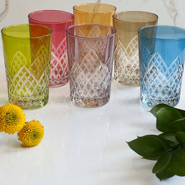 Scents and Feel - Venta al por mayor Copas de cóctel/licor - Juego de 6 vasos de té de colores con forma de pirámide