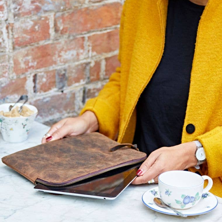 The Paper High Gift Company Limited - Wholesale Laptop/Tablet Case - Unisex - Buffalo Leather Tablet Case - Rustic Tablet Sleeve2