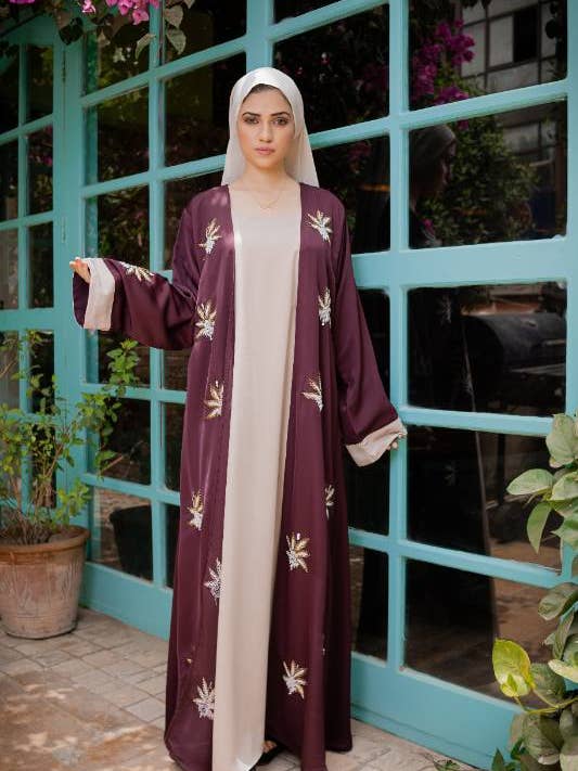 Maha e Noor Abaya mit Handstickerei und Hijab für den Großhandel von Zod