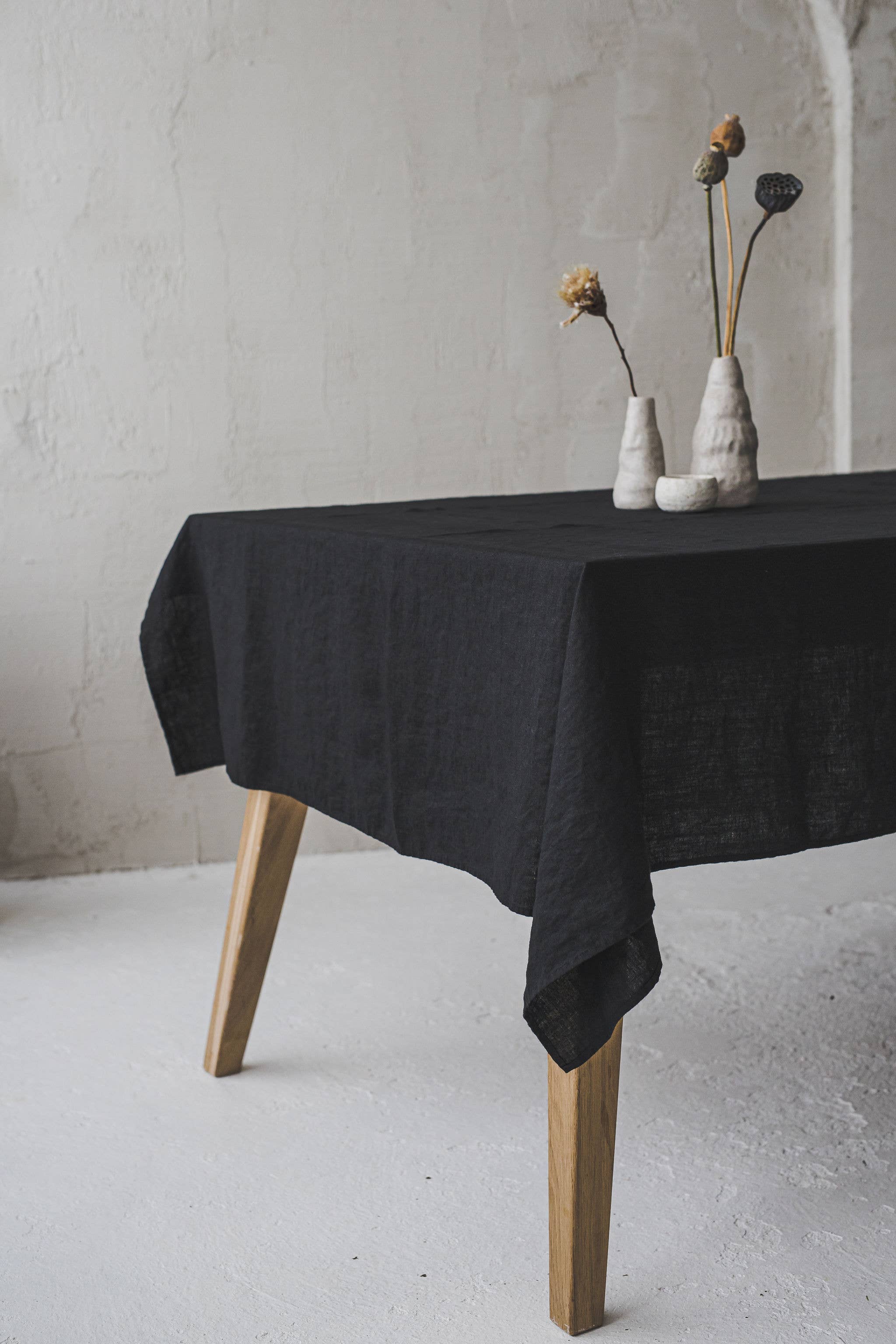 Epic Linen - Wholesale Tablecloth - Black Soft Washed Linen Tablecloth  8 Sizes, Linen Decor1