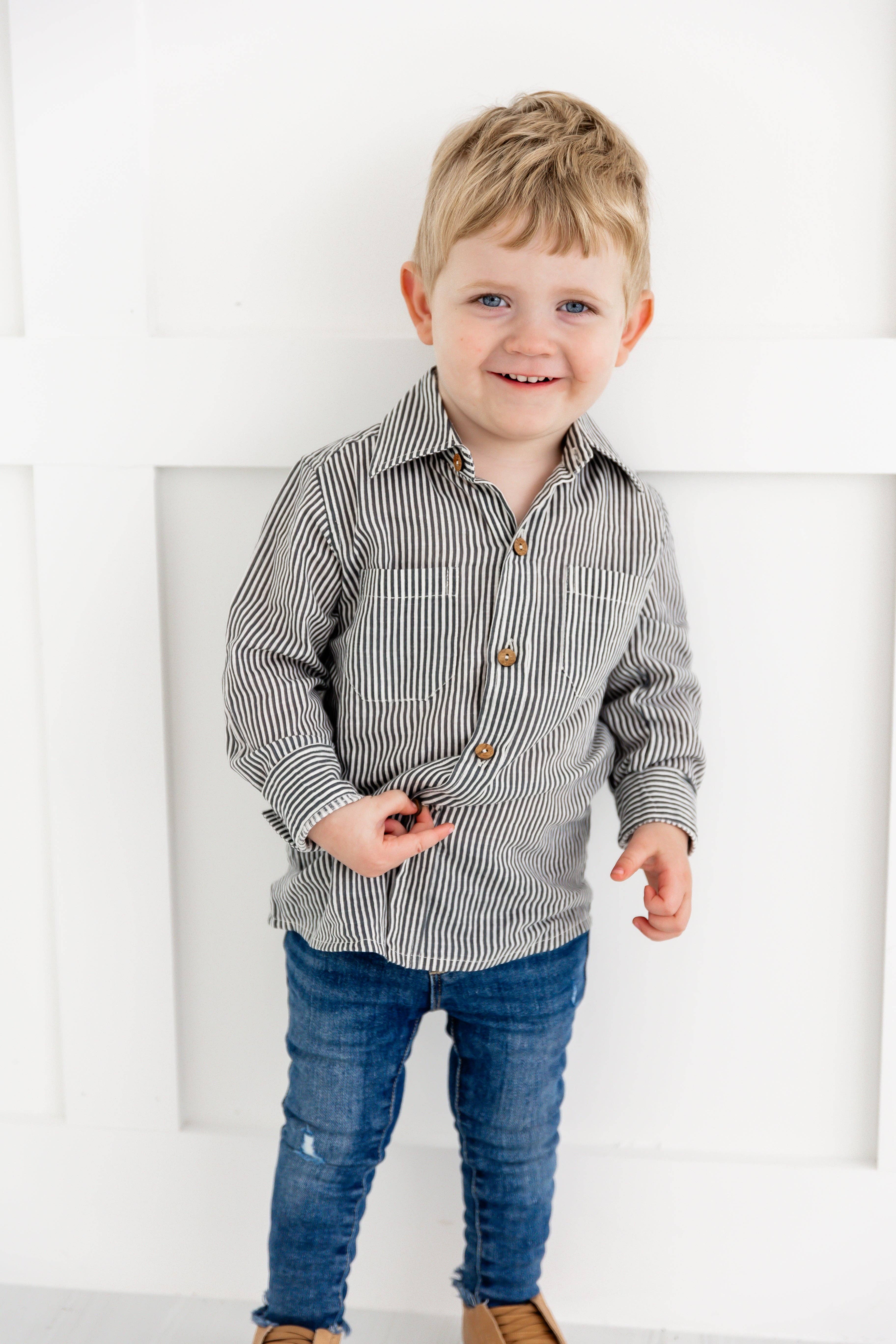 Yo Baby – wholesale Skjortor – Barn – Grårandiga tryckta pojkskjortor2