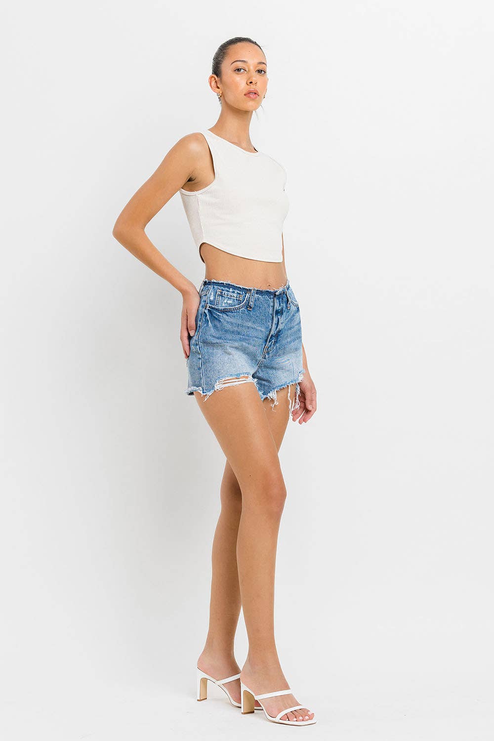 COMFY HIGH RISE BANDELSS DISTRESSED SHORTS BY4382 for wholesale on Faire9