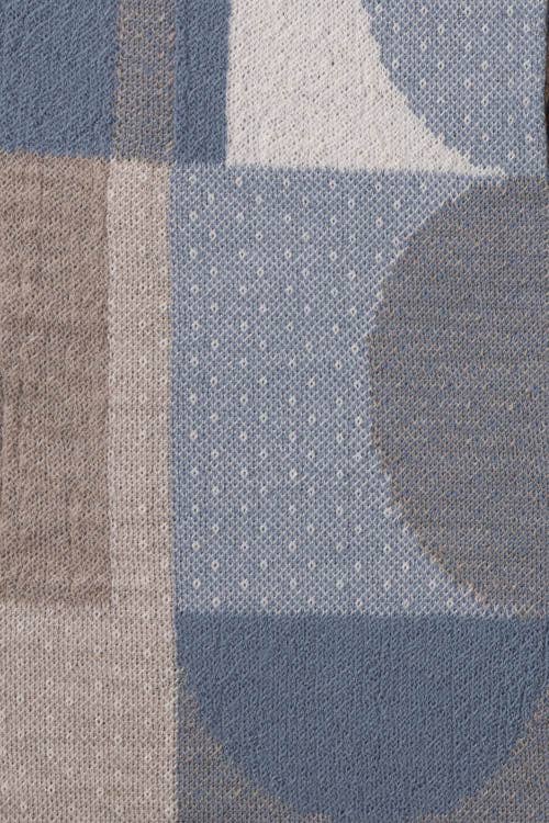 McKernan - Wholesale Hand Warmer - Soho Wristwarmers – Merino Wool with Circle Graphic Motif1