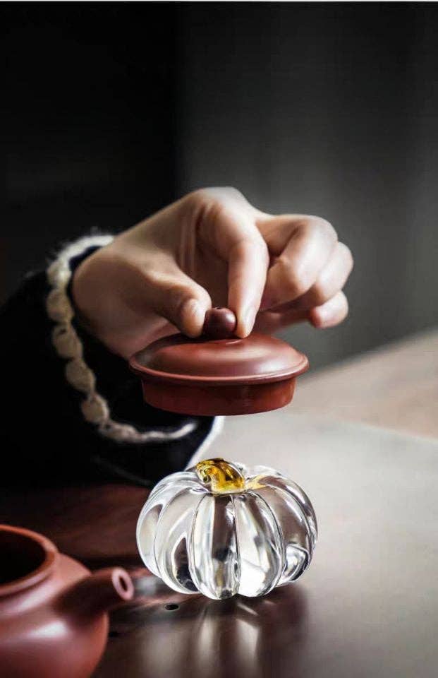 Gohobi （We cover U.S. import duties） - Wholesale Decorative Tabletop Object - Gohobi Pate de Verre Pumpkin Halloween Glass Ornament Teapot Lid Stand Paperweight3