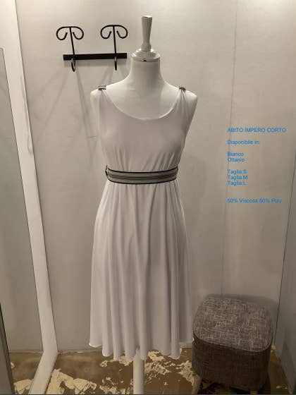 ROBE COURTE EMPIRE pour la vente par Gilu'