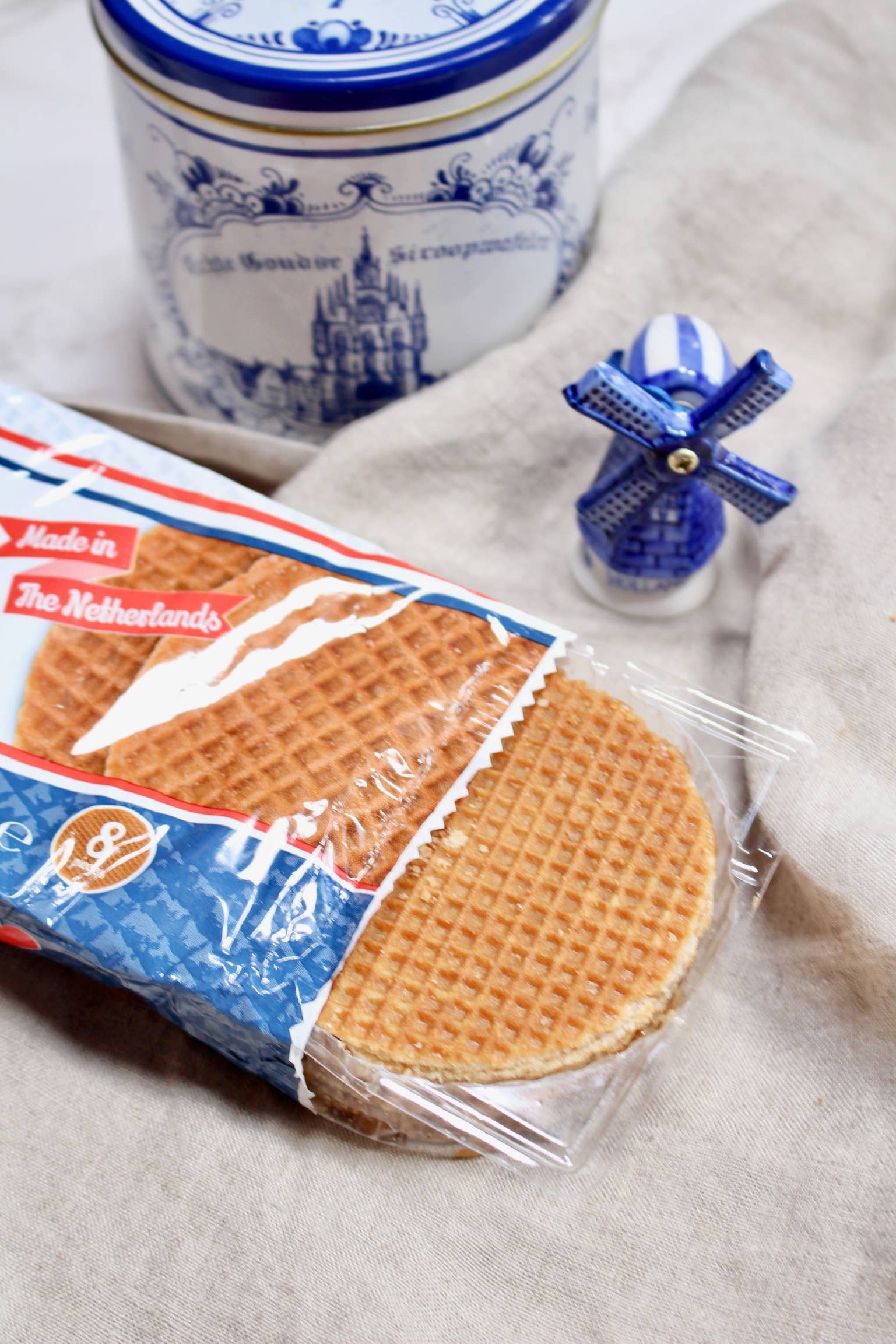 Finger Licking Dutch Stroopwafel Cookies - Venta al por mayor Galletas - Galletas Stroopwafels Holandesas con Caramelo, bandeja de 8 unidades (12 unidades por paquete)9
