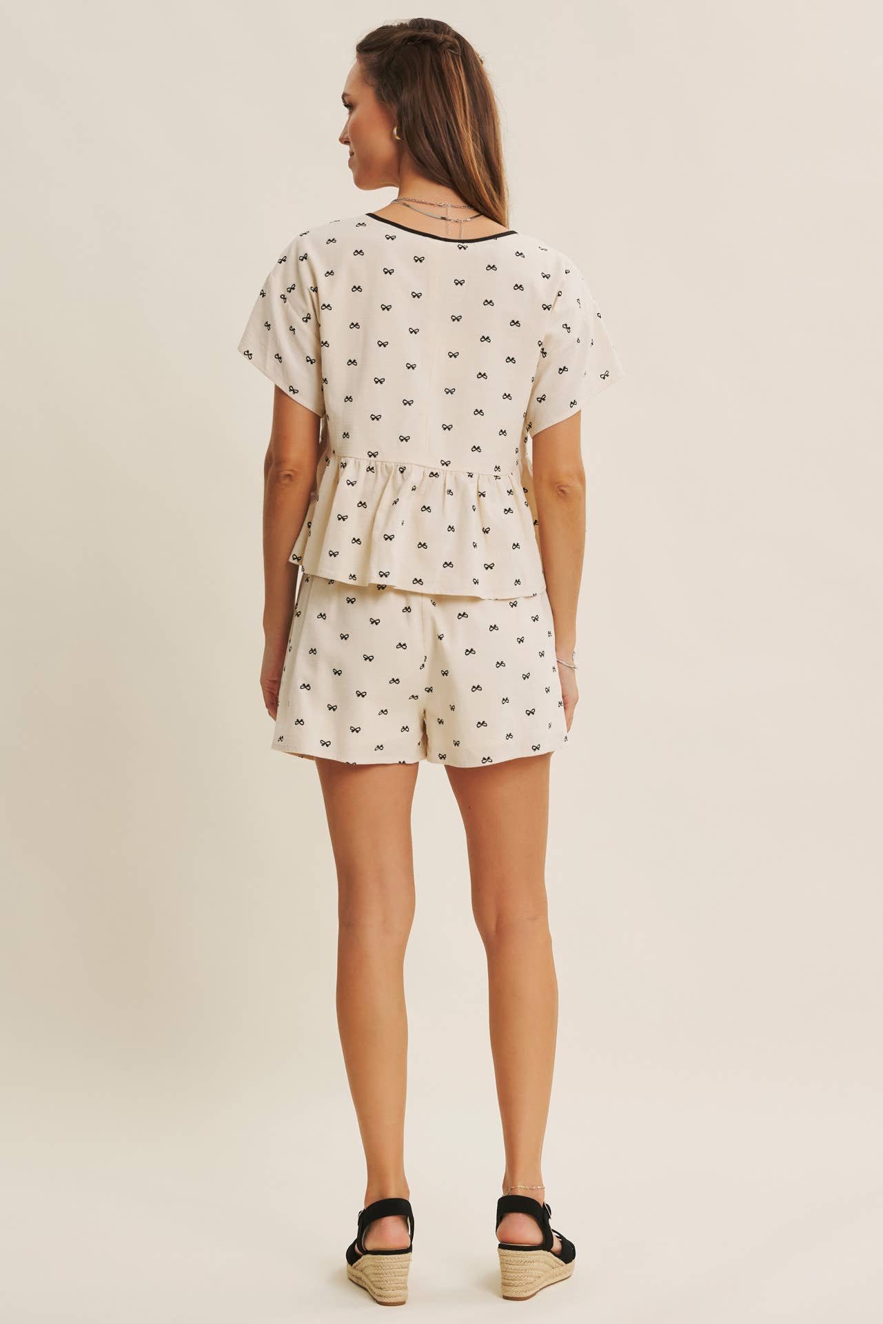 in february - Wholesale Blouse - Women's - SUNNY DAYS BOW PRINT BABYDOLL BLOUSE WITH CONTRAST BINDING18