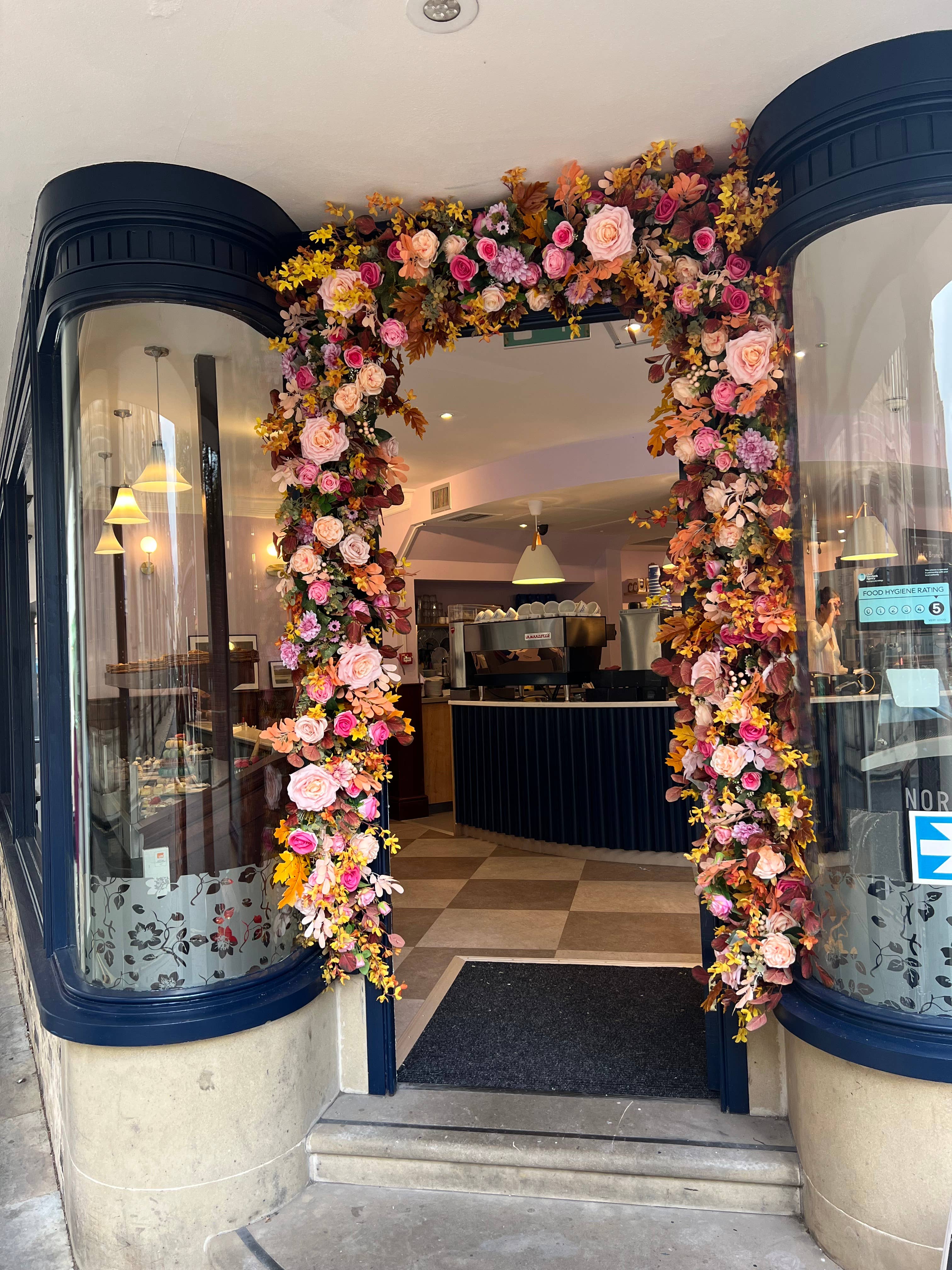 IVY CRUZ - Vente Fanion/guirlande - Guirlande de fleurs d’automne rose et orange de 1,5 m3