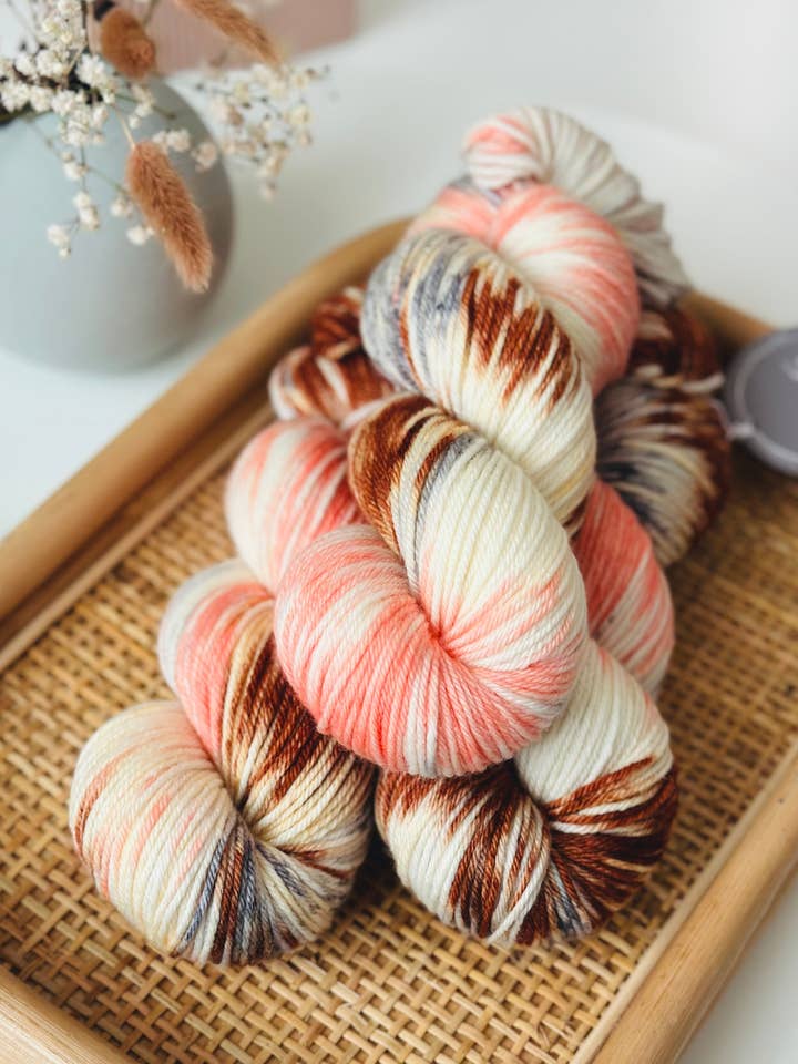 SuperSock DK Yarn - Golosina para la Vista para venta al por mayor de laurelknits