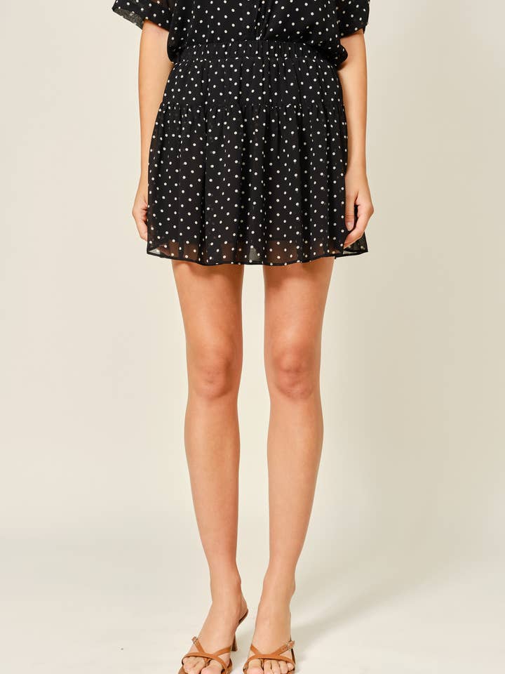 AJP5815 JUPE-SHORT À POIS AVEC TAILLE ÉLASTIQUE pour la vente par Aaron & Amber