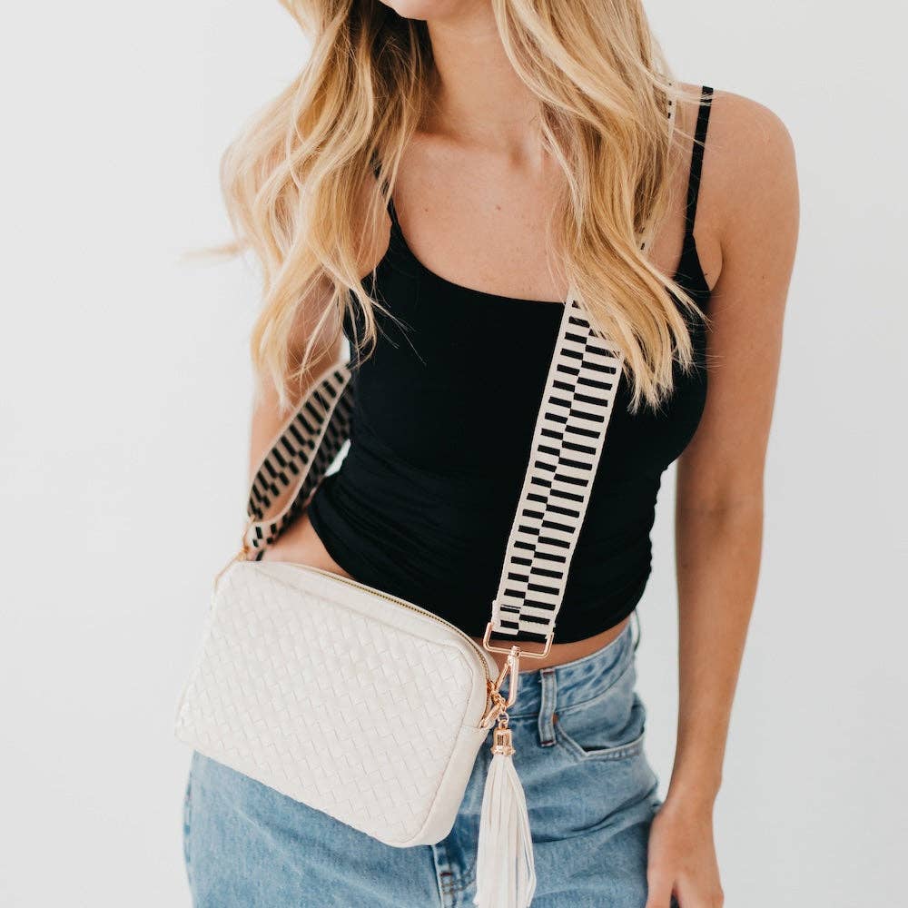 Pretty Simple - Wholesale Crossbody Bag - Women's - Woven Willow Camera Crossbody Bag Wholesale19