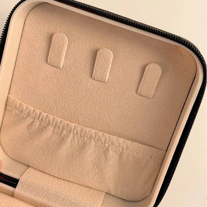 Dipped Shop - Wholesale Jewelry Box/Organizer - Color Block Zipper Closure Jewelry Case DPC2516122