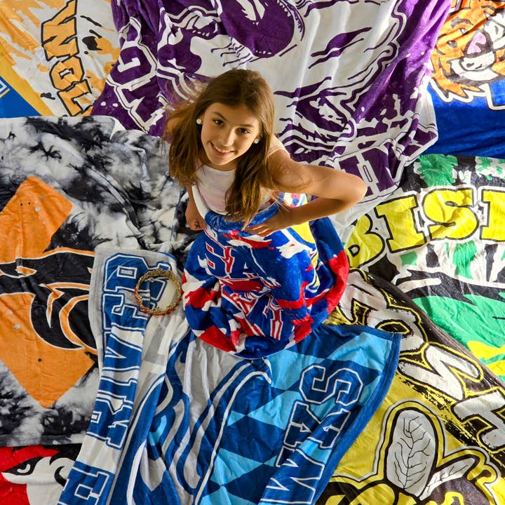 Birdy Boutique LLC. - Wholesale Bedding Blanket - Custom Blanket Throws Promotional Logo Customized Full Print1