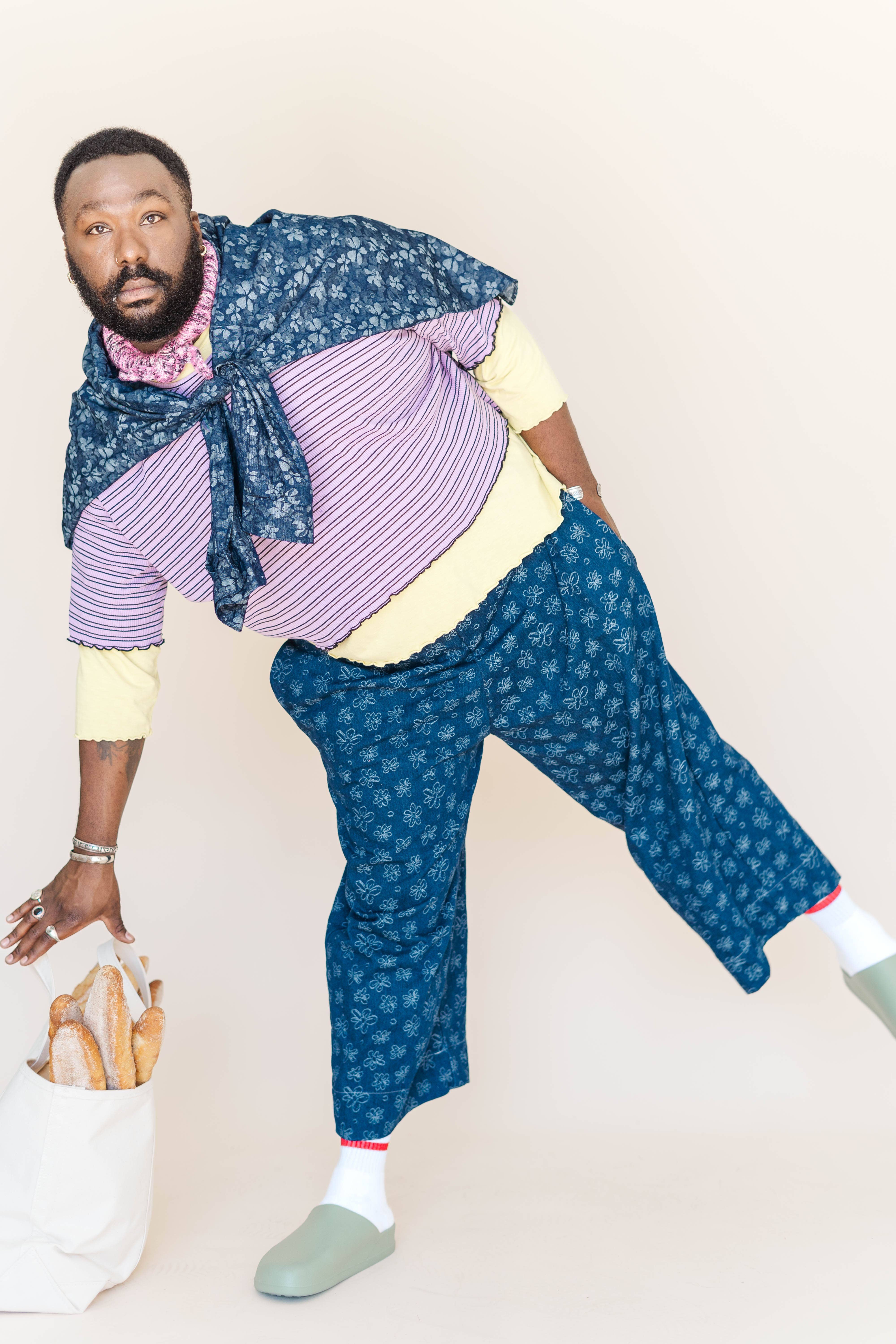 Nettle Studios - Wholesale Button Down Shirt - Unisex - Size Inclusive Plus Size Unisex Floral Chambray Button Up24