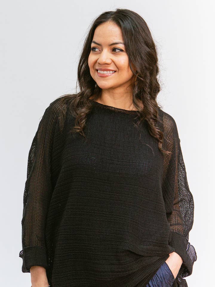 Hitch Top, Black for wholesale by Megan-Ilene