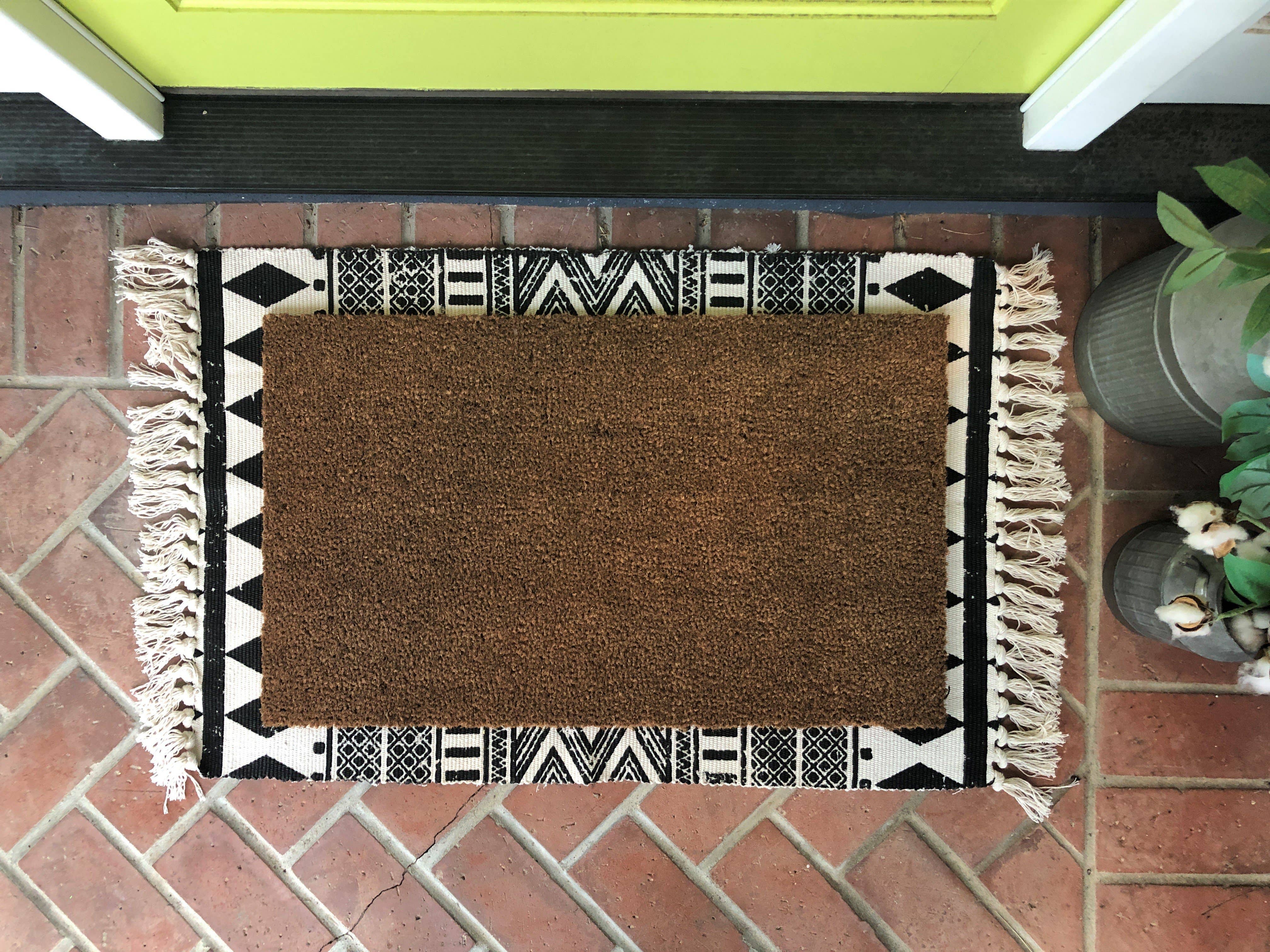 Nickel Designs Doormats - Vente Tapis - Tapis d'entrée aztèque à motif noir1