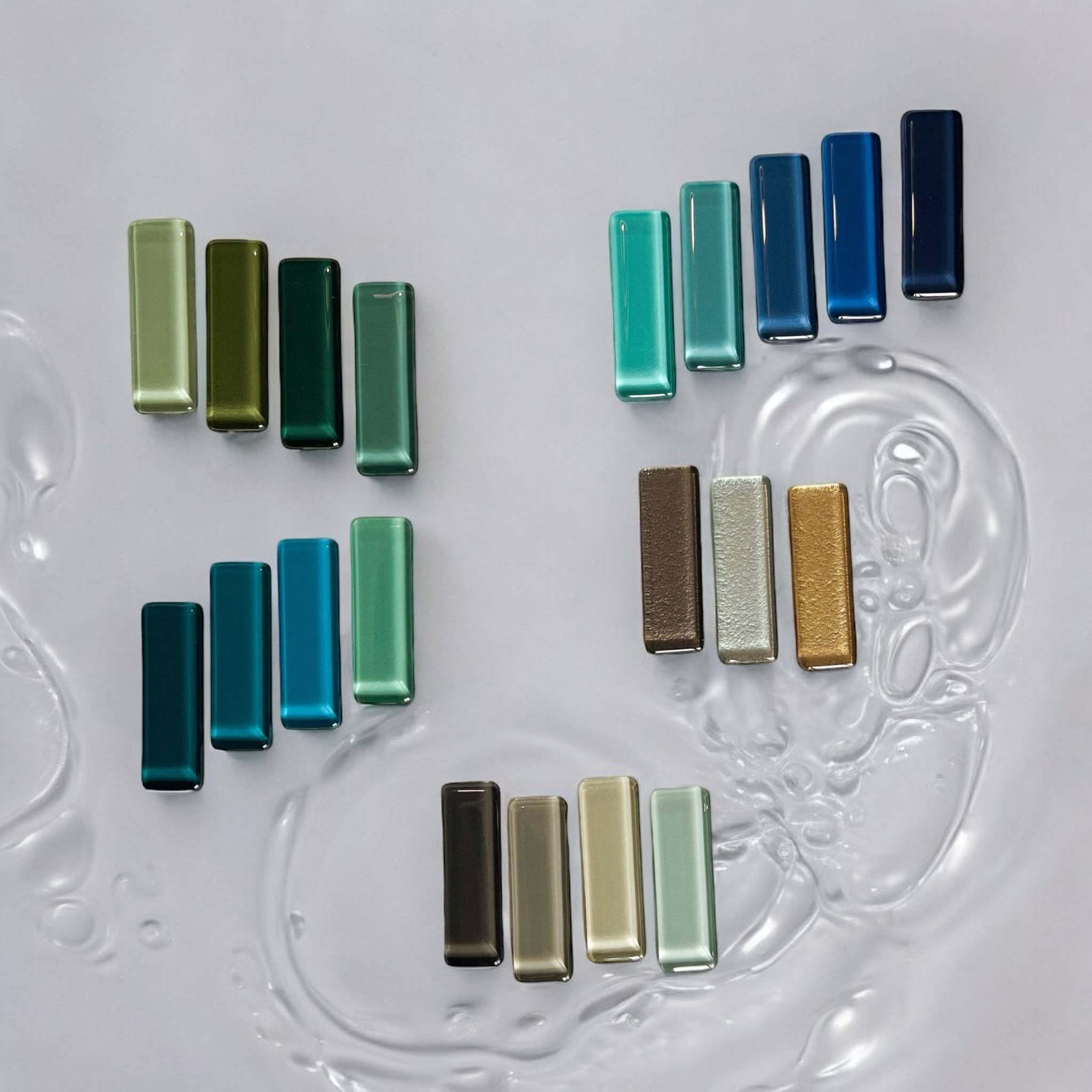 VerreLabDeco - Wholesale Decorative Tabletop Object - Table knife holder, tableware design10