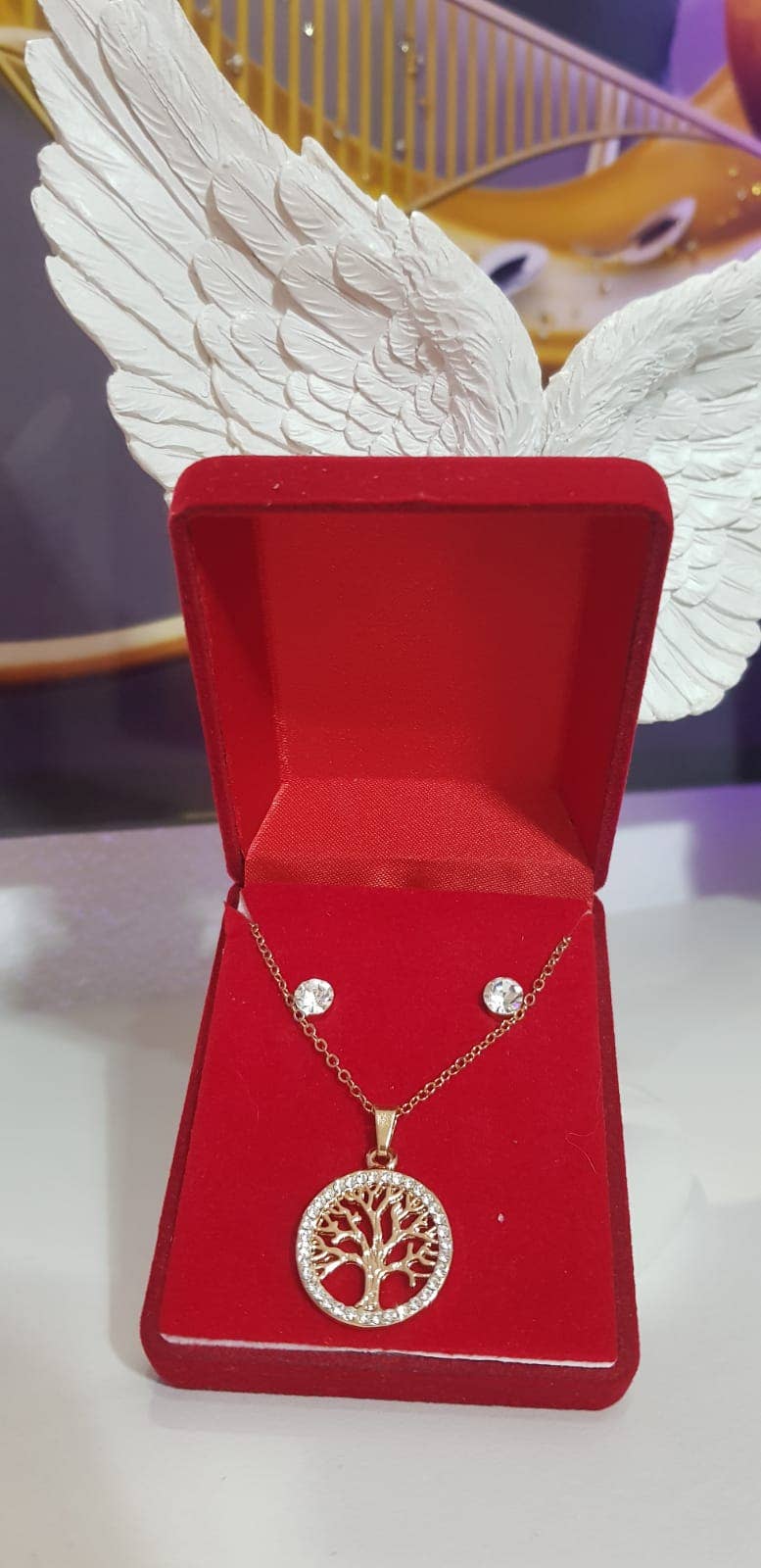 Luz das Pedras Naturais – Engroshandel Smykkesæt – Halskæde- og øreringesæt med Zicórnia og rustfrit stål med livets træ1