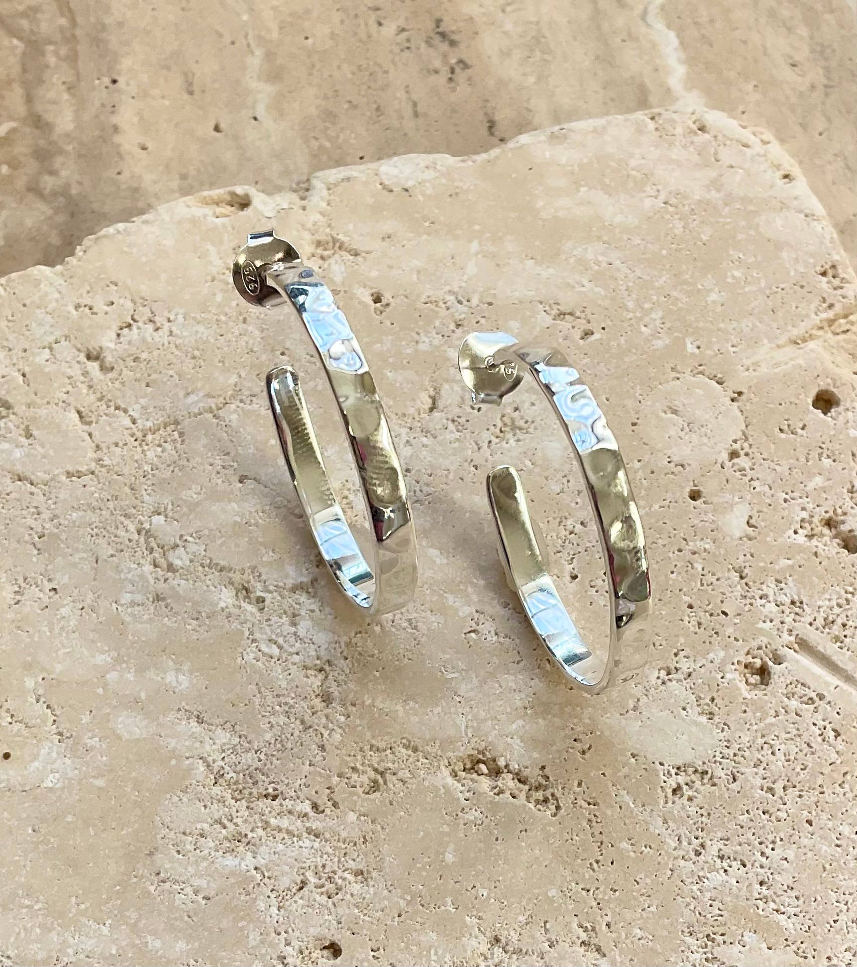 Treisi - Wholesale Hoop Earrings - E476