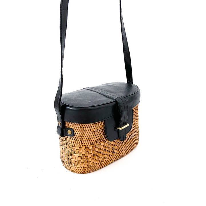 Everina - Wholesale Crossbody Bag - Women's - Melody Crossbody Bag - Black4