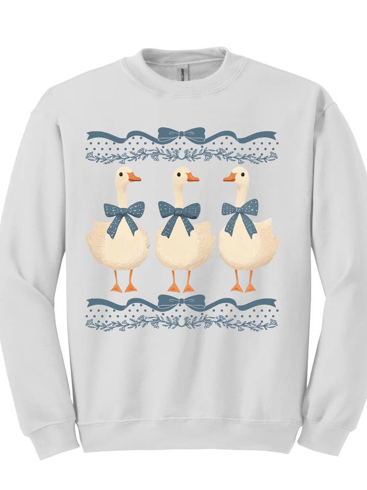 Chemise Vintage Ruban Bleu des Années 1980 Mama Goose & Baby Geese pour la vente par SAMS Farm Charm