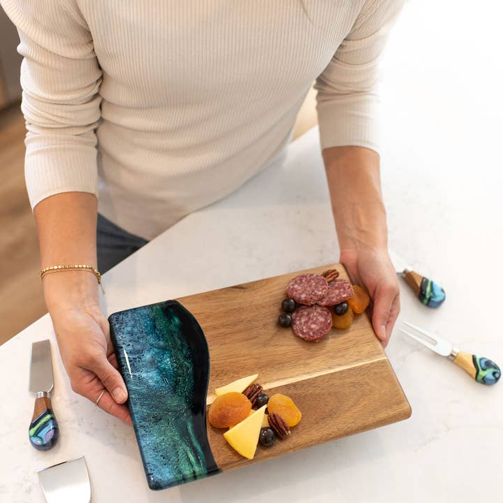 Lynn & Liana Designs - Vendita all'ingrosso Taglieri per formaggio - Tagliere per formaggi e salumi in legno di acacia con resina - No dazi!38