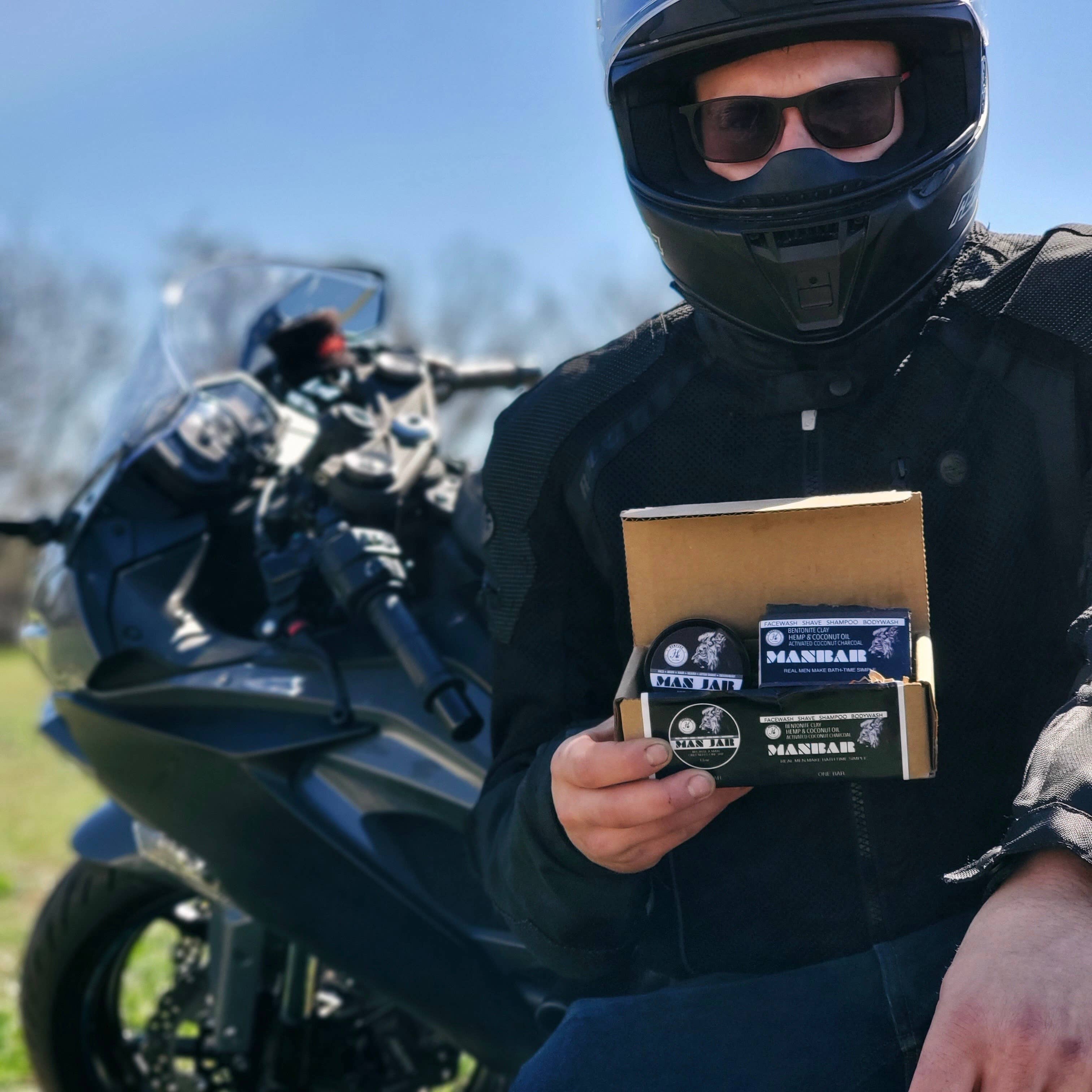 HEMP360 – Conjunto de banho e corpo - Homem por atacado – Caixa de Homem2