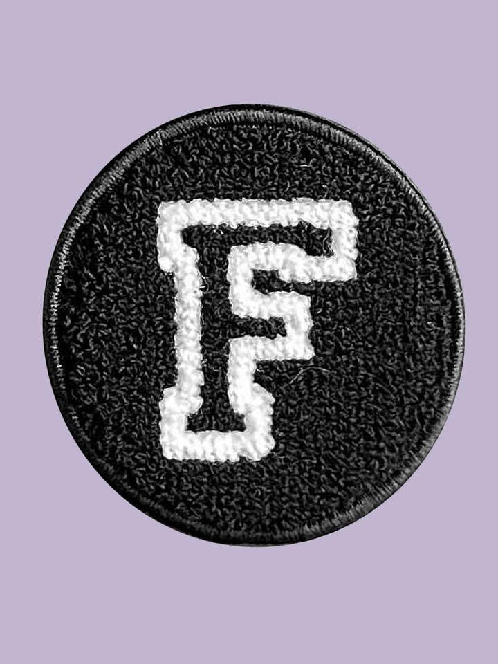 Velcro-bogstav F-mærke for engroshandel hos WOOLF WITH ME®